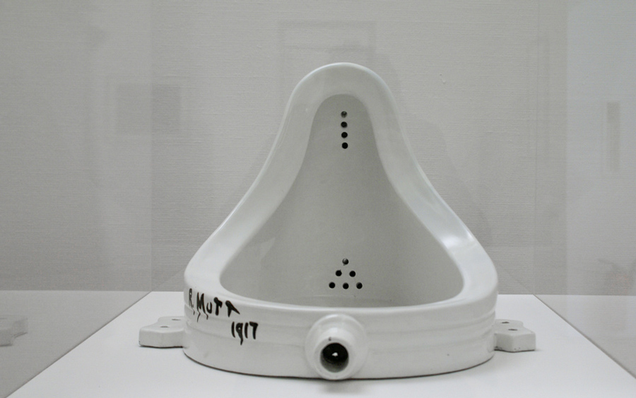 „Fountain“ ist ein Kunstwerk von Marcel Duchamp