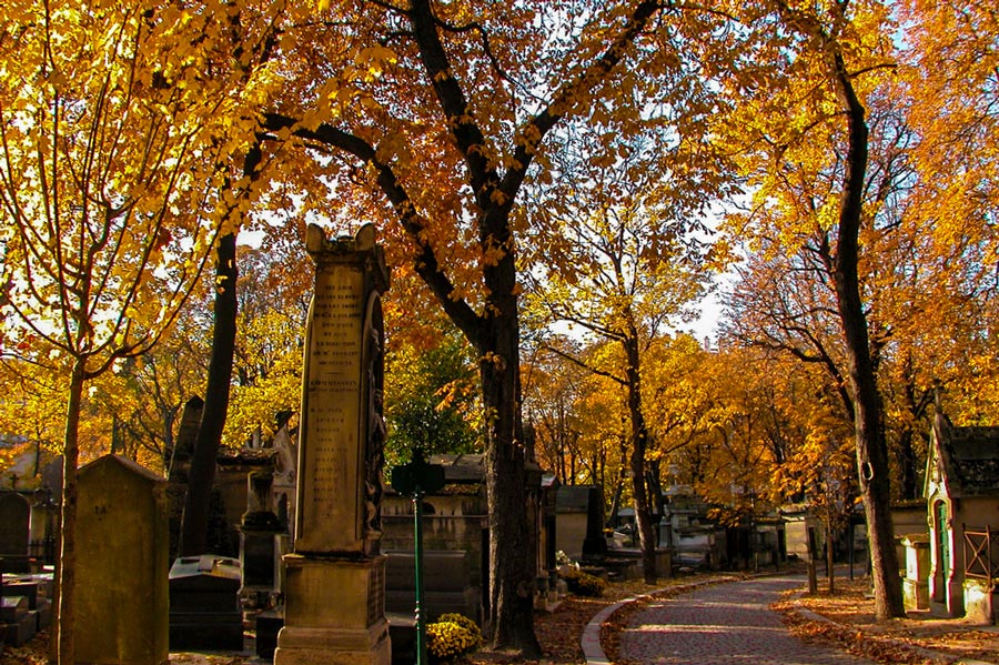 Pere Lachaise im Herbst.