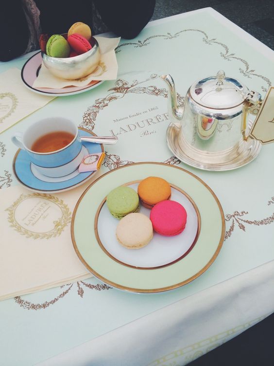 Muttertag in Paris Ladurée hightea