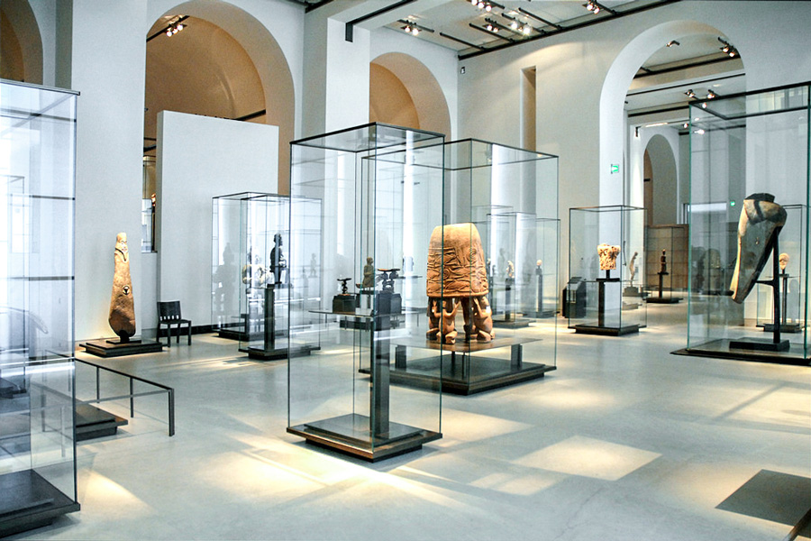 Sammlung des Musée du quai Branly im Louvre