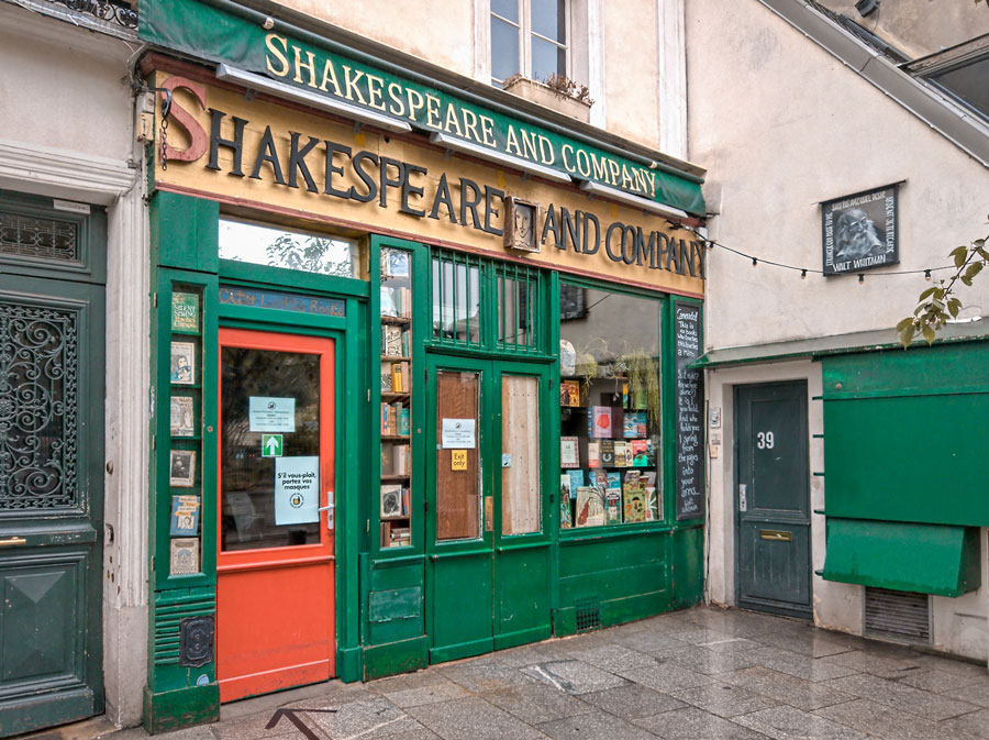 shakespeare and company paris