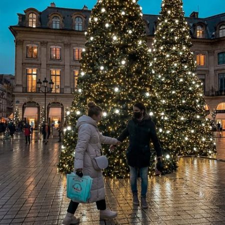 Die schönsten Weihnachtsdekorationen in Paris