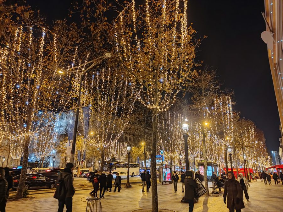 Weihnachten auf den Champs-Elysées