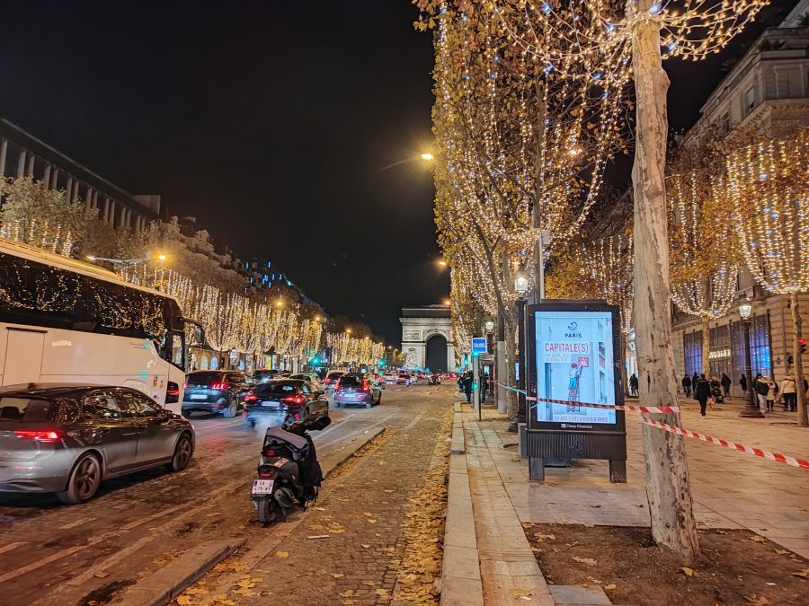 Weihnachtsbeleuchtung auf den Champs-Élysées