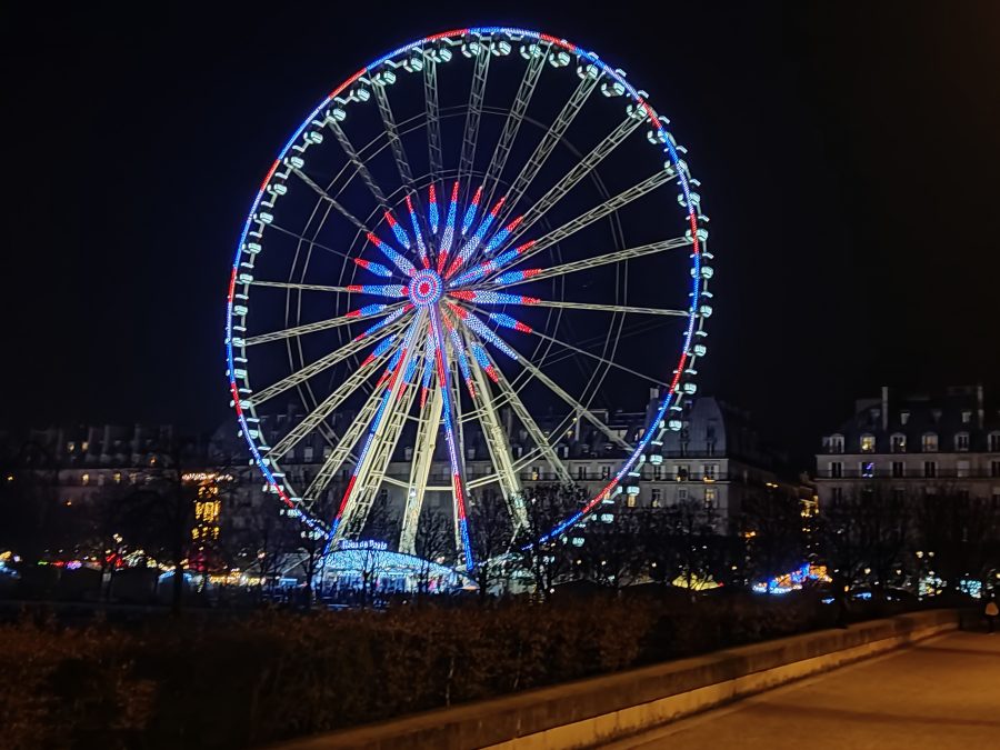 Riesenrad im Jardin des Tuileries Weihnachten