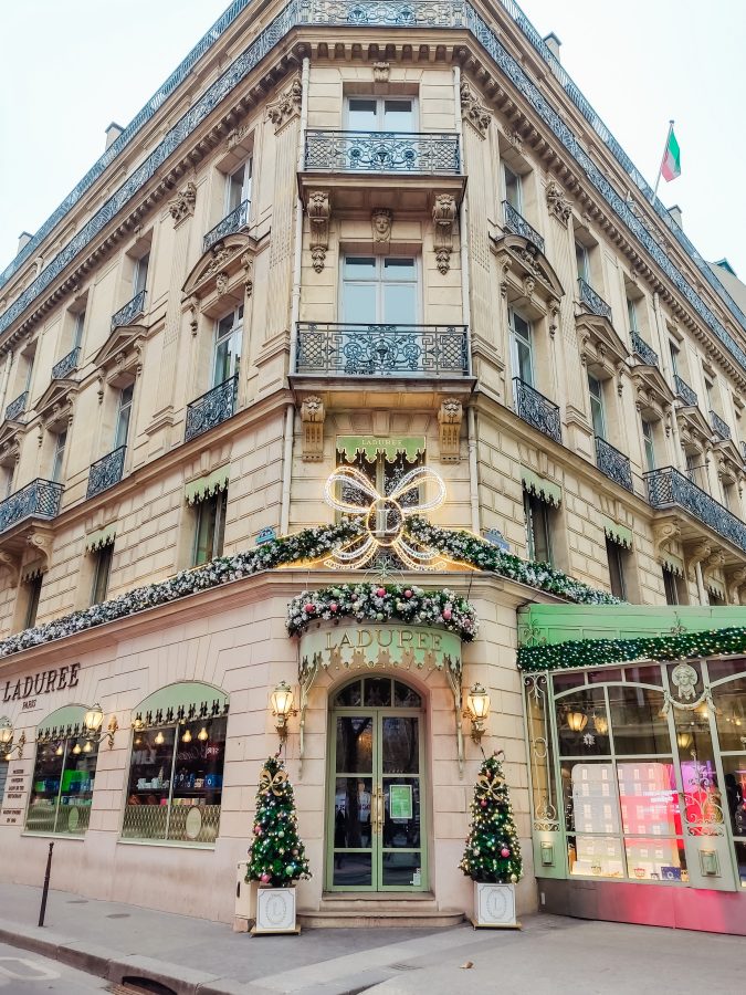 Weihnachten in Paris Ladurée