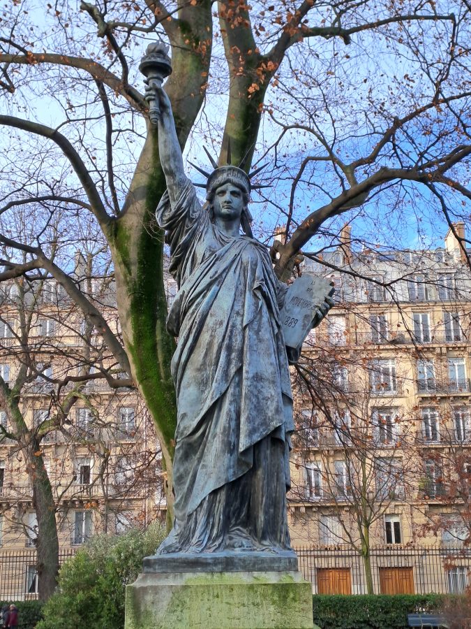 Wusstest du, dass sich im Jardin du Luxembourg auch eine Nachbildung der Freiheitsstatue befindet?
