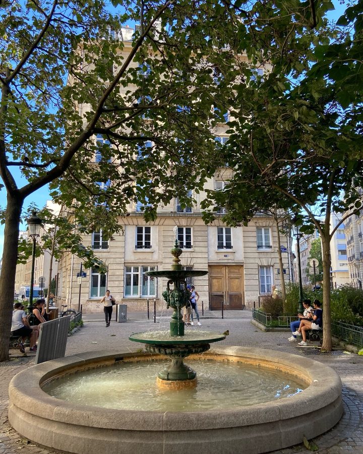 Drehorte von Emily in Paris emilys Wohnung