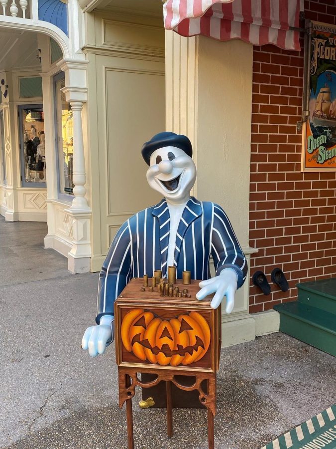 Die Geister in der Main Street U.S.A. halloween im disneyland paris