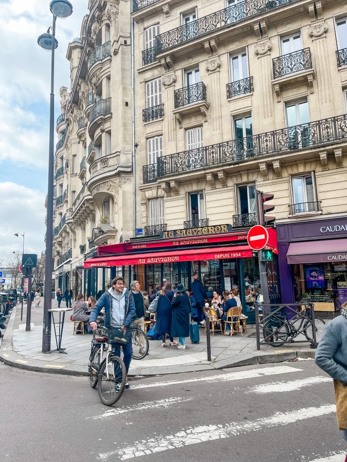 Au Sauvignon Restaurant in Paris
