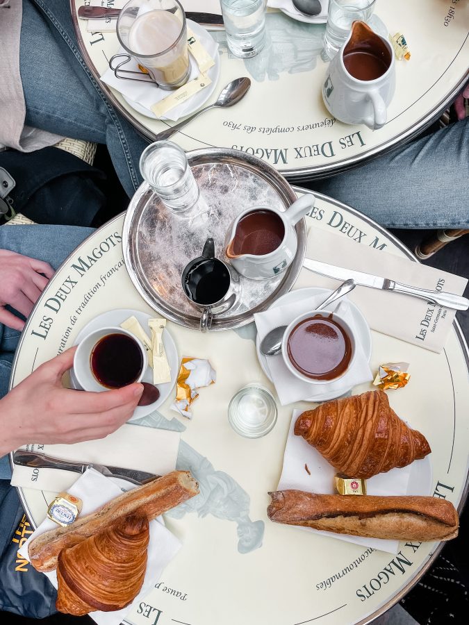 Les Deux Magots bekanntes Restaurant in Paris