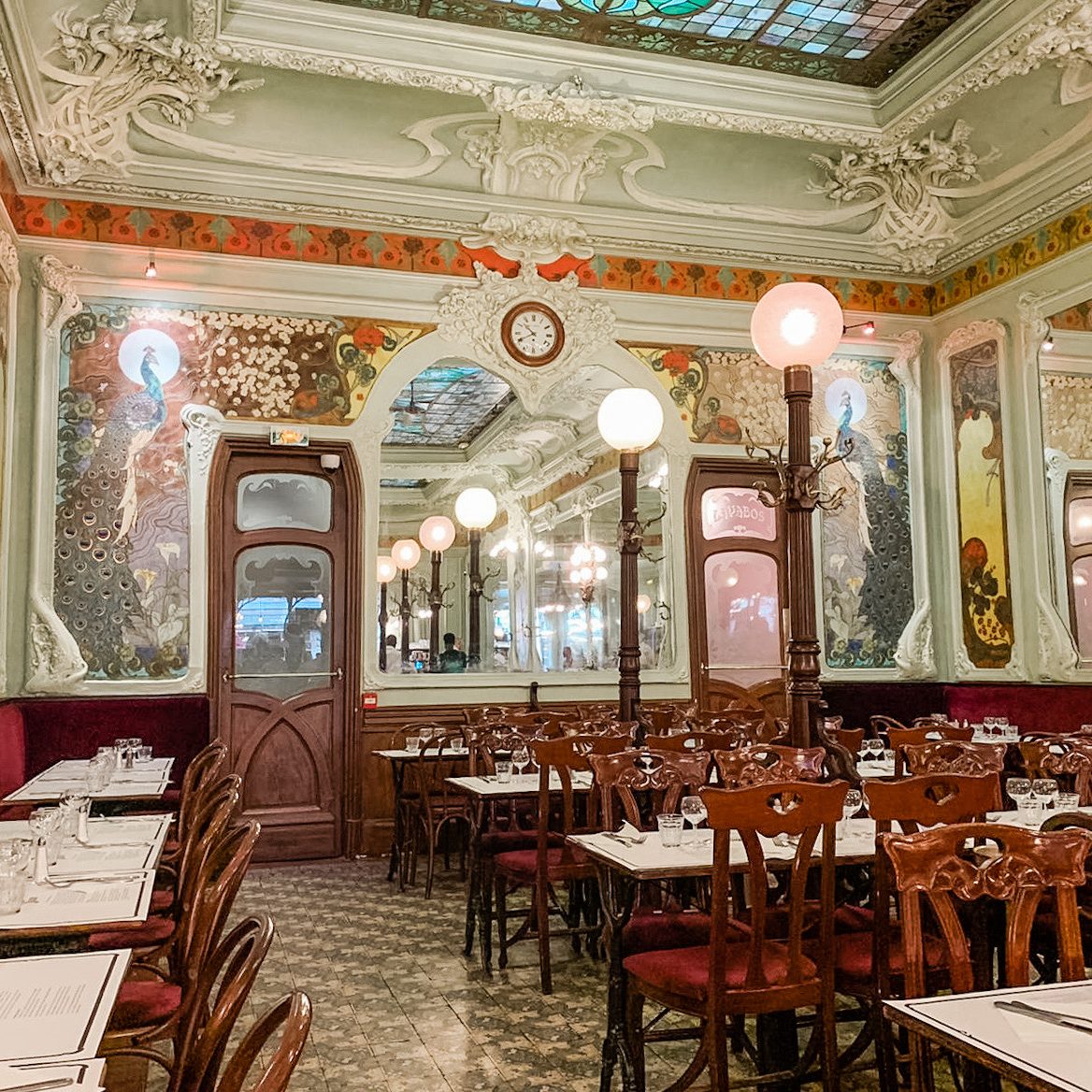 Restaurants Paris Bouillon Julien